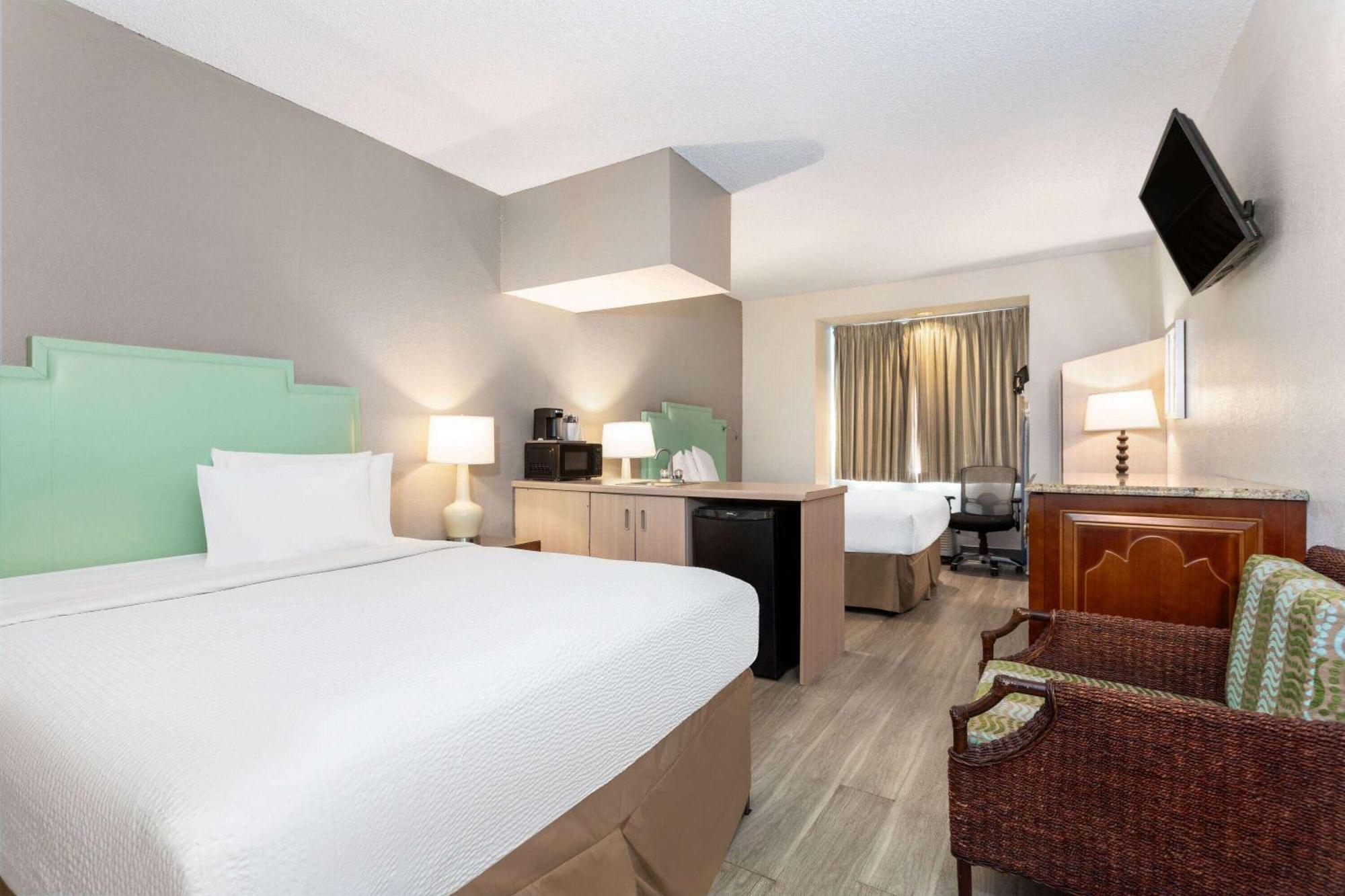 Baymont By Wyndham Orlando-International Dr-Universal Blvd Экстерьер фото