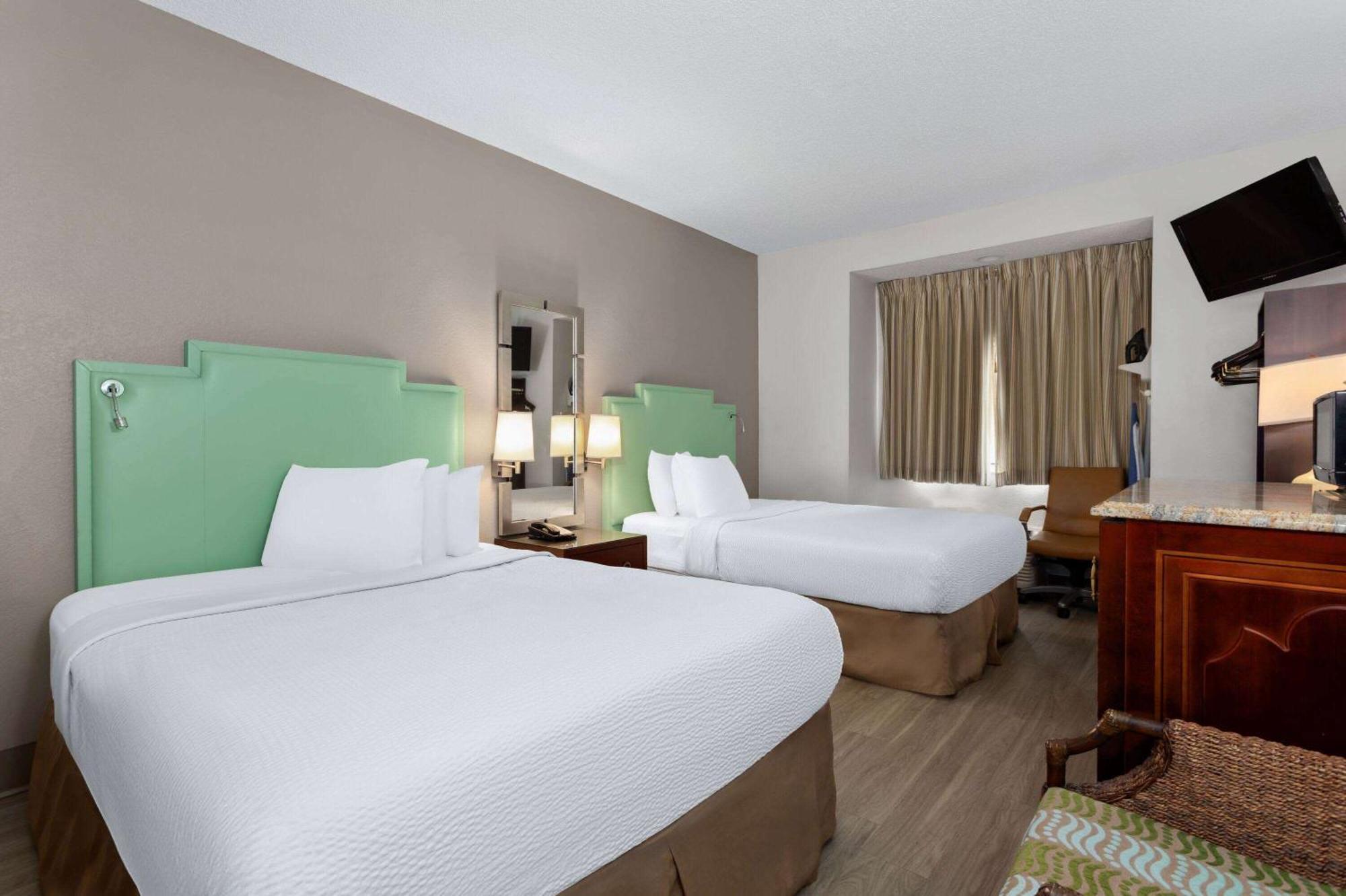 Baymont By Wyndham Orlando-International Dr-Universal Blvd Экстерьер фото